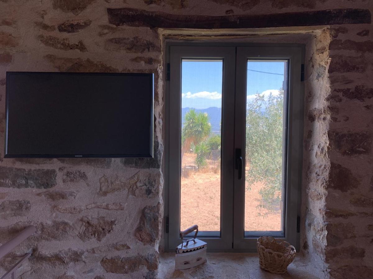 Messinian Stone House Villa Eksteriør billede